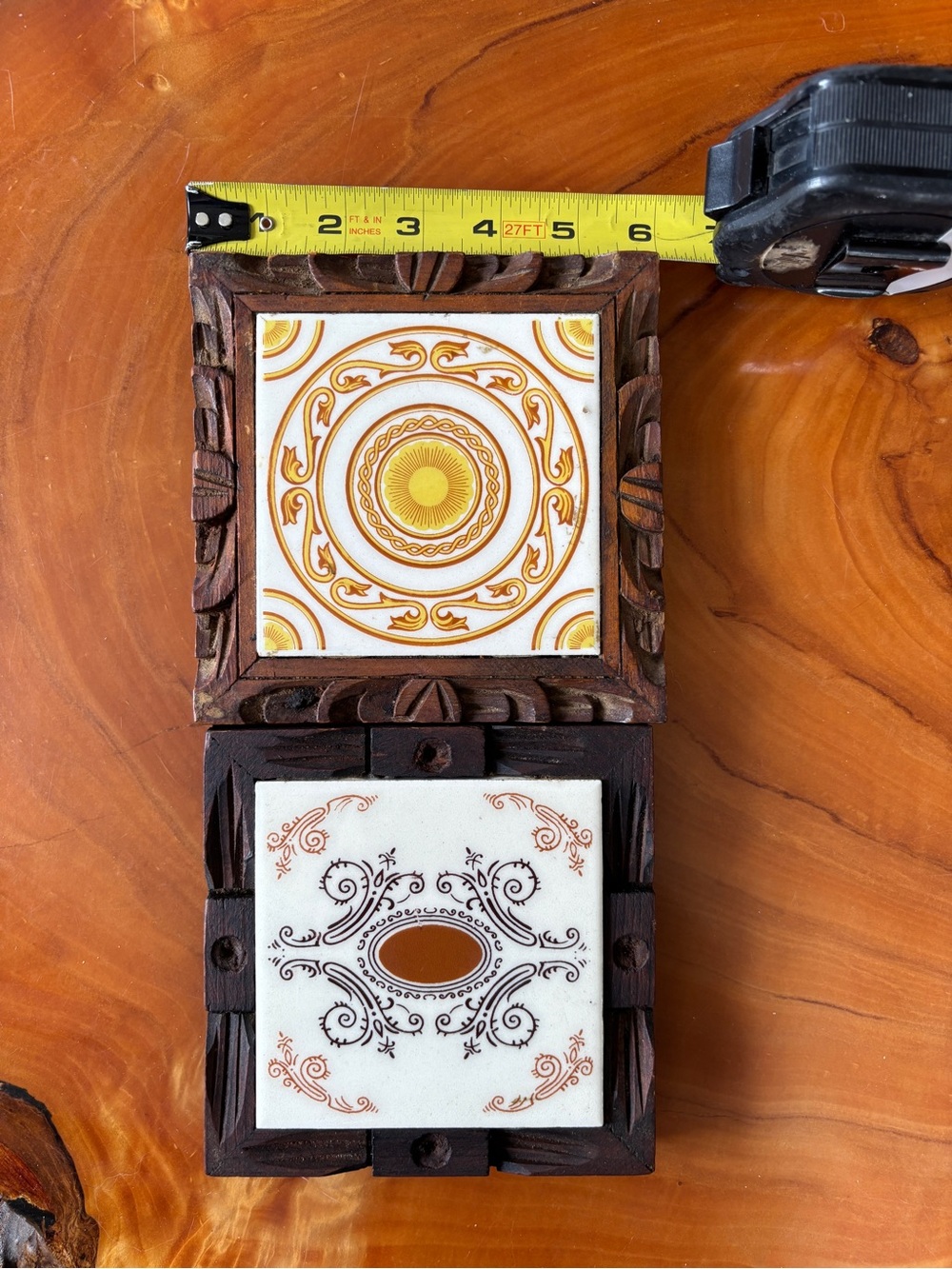 EUC Vintage 70s Set of 2 Mexican Dal Tile Ceramic Wooden Framed Trivets Coasters - Picture 2 of 16